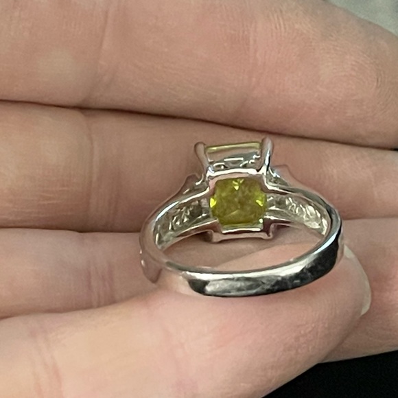 Lia Sophia - Appletini Silver Ring - Picture 4 of 5